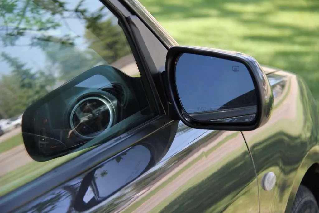 a side view mirror of a car